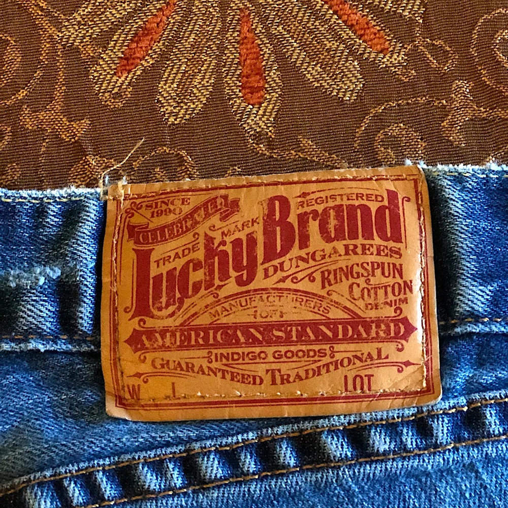 Lucky Brand low rise boot cut blue jeans